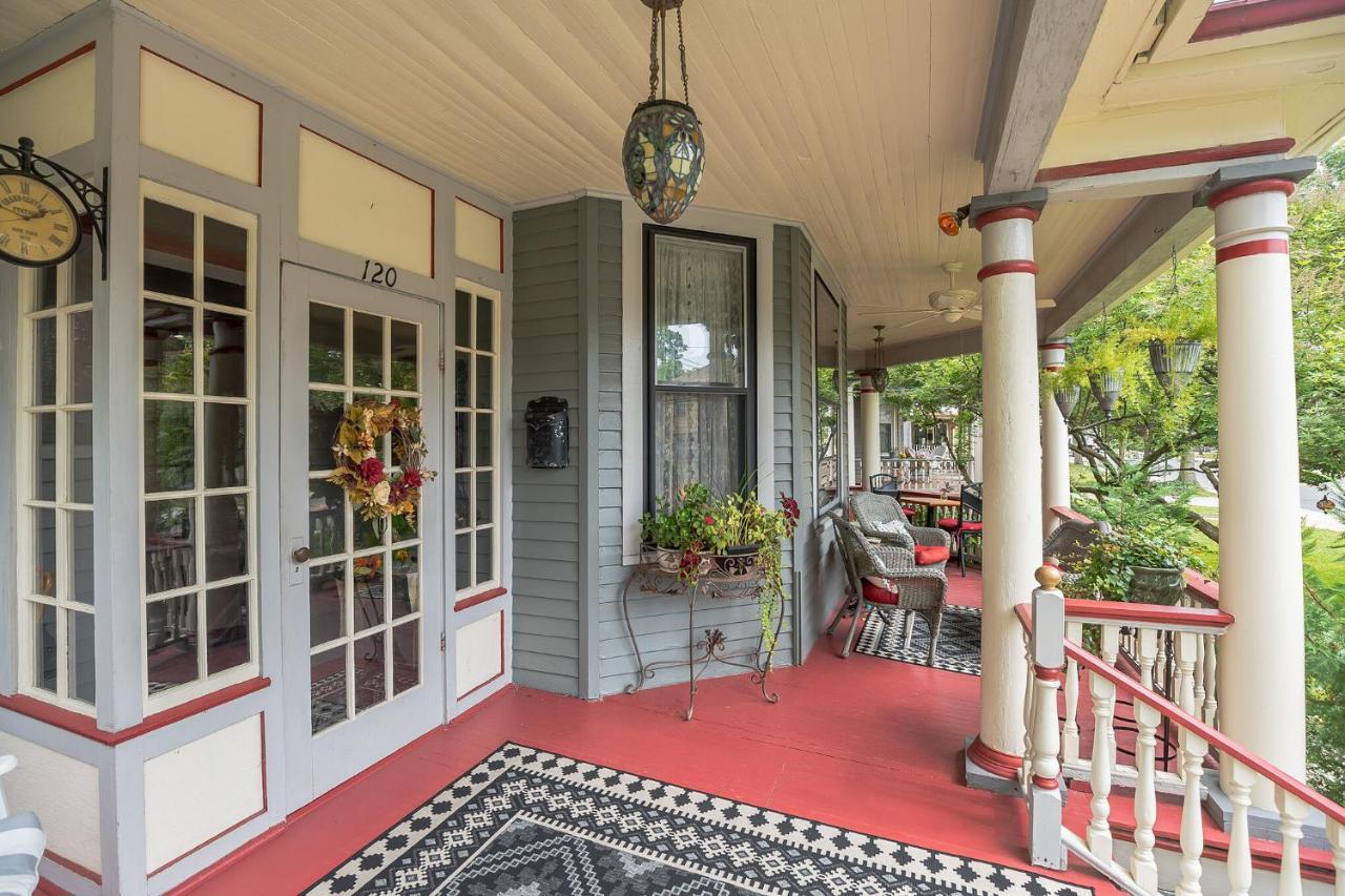 The Inn On Holly B&B Pitman Εξωτερικό φωτογραφία
