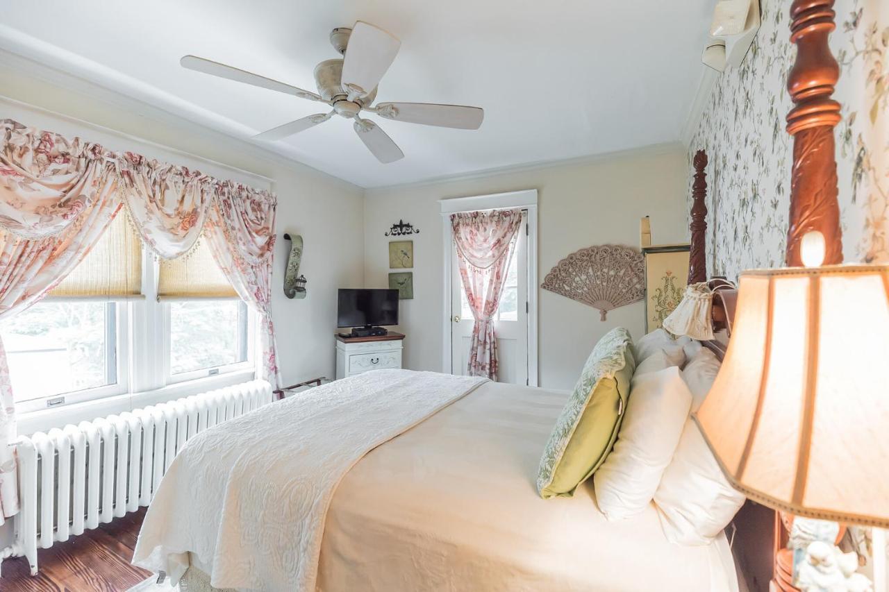 The Inn On Holly B&B Pitman Εξωτερικό φωτογραφία
